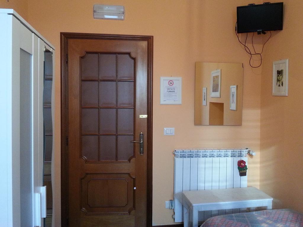 Affittacamere Andronaco Mediolan Pokój zdjęcie